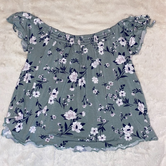 Green, floral, American Eagle off the shoulder top - Picture 1 of 5